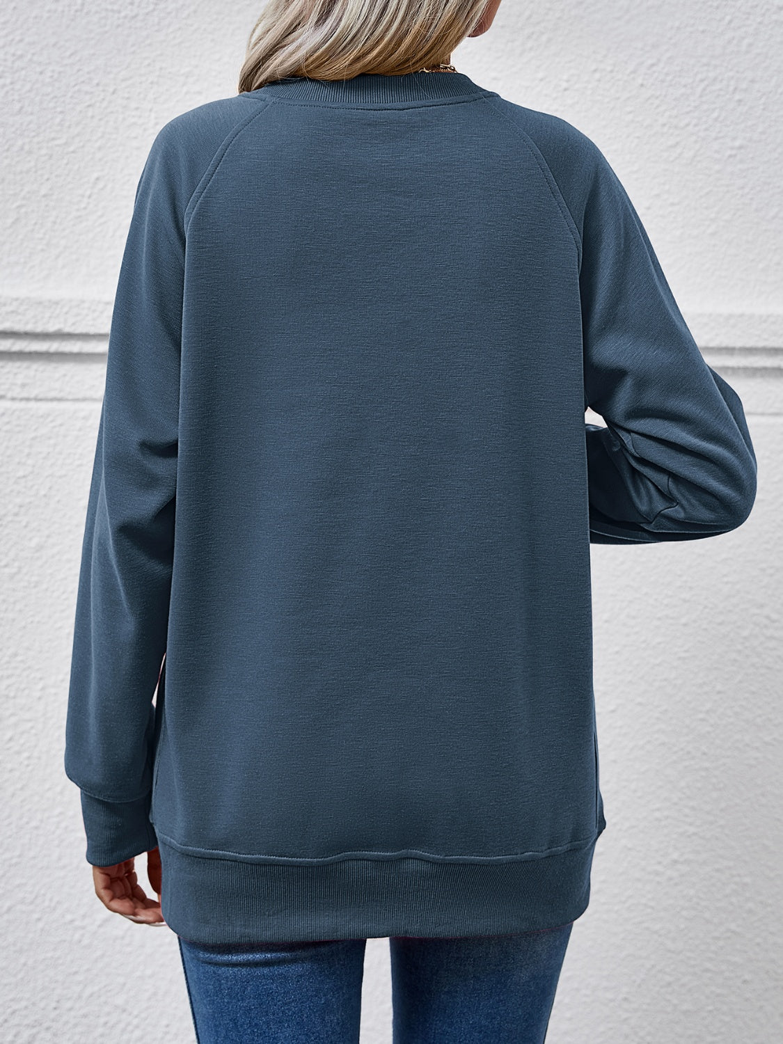 Round Neck Long Sleeve Sweatshirt