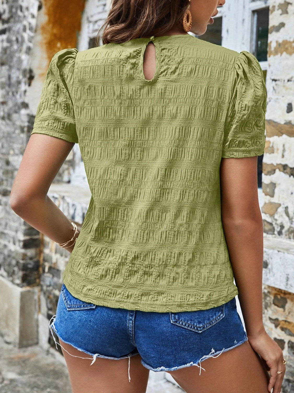 Ruched Round Neck Short Sleeve T-Shirt