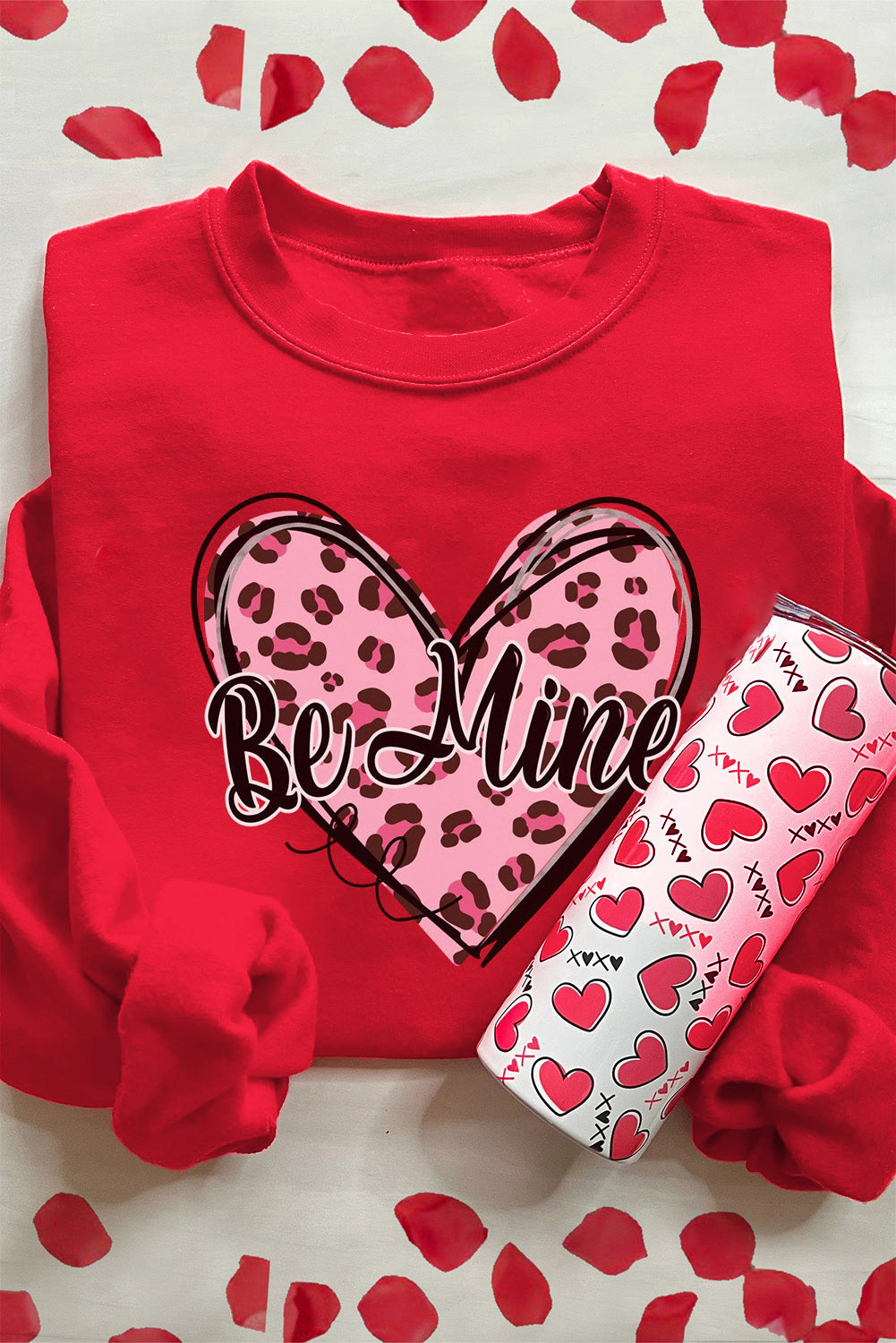 Cute Valentine’s Day outfit sweatshirt