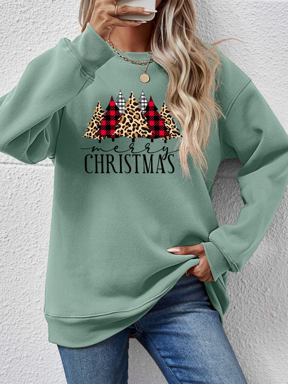 MERRY CHRISTMAS Round Neck Long Sleeve Sweatshirt